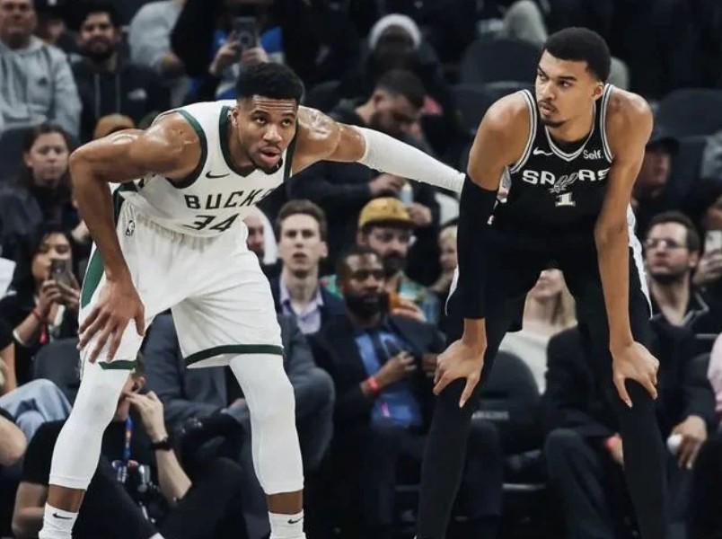 开云下载-字母哥谈文班：他的潜力没有上限，只要保持健康必将成为对手的噩梦