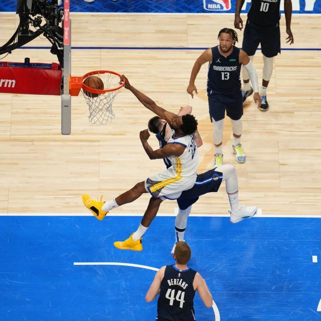 开云APP-从弃儿到勇士的宠儿 维金斯在金州绽放最绚丽花火